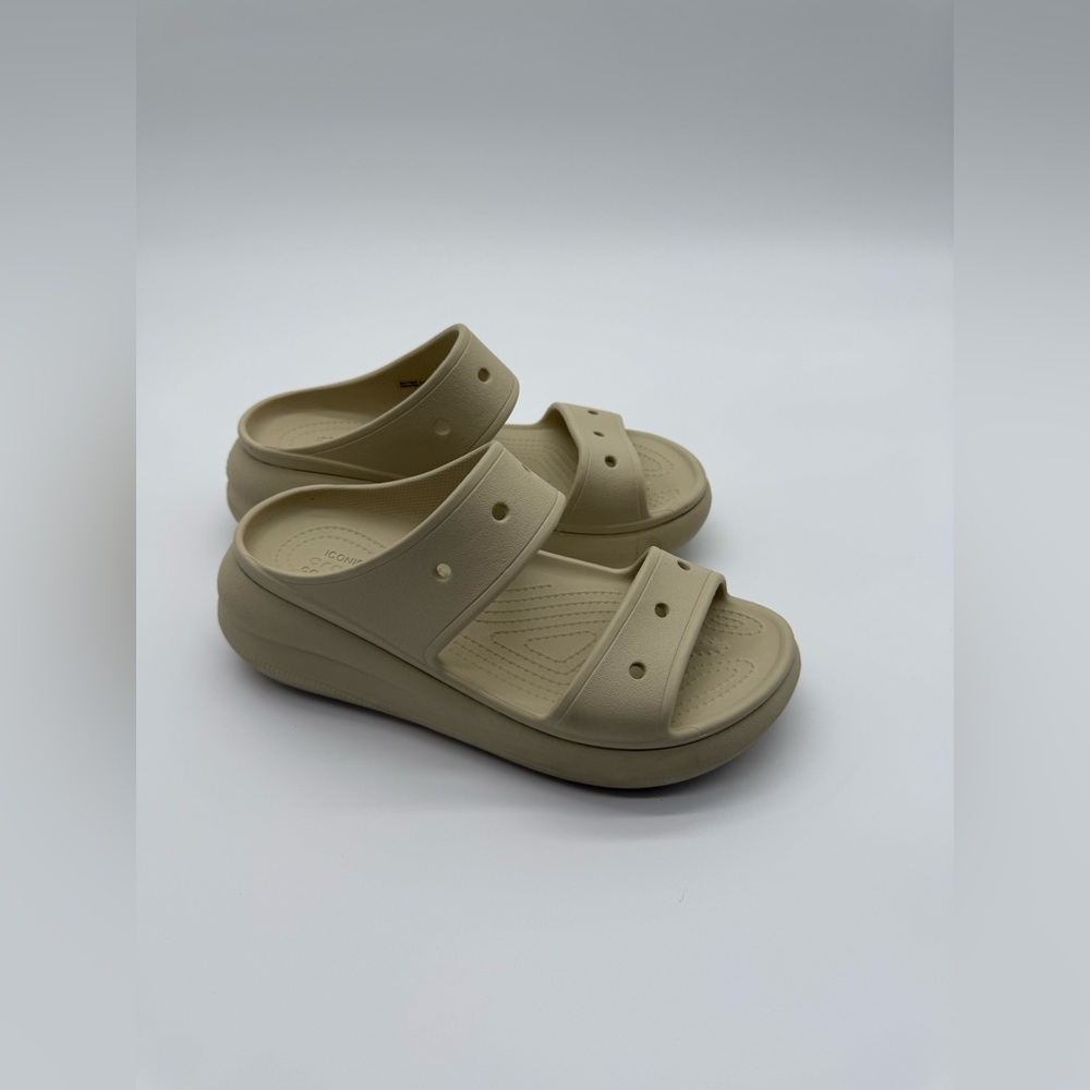 Crocs Classic Crush Platform Sandals Bone Color Sz. W 9 / M 7 - Picture 1 of 15